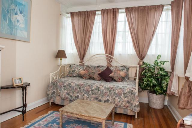 Cedars & Beeches Bed & Breakfast Long Branch Extérieur photo