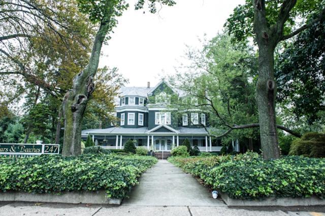 Cedars & Beeches Bed & Breakfast Long Branch Extérieur photo