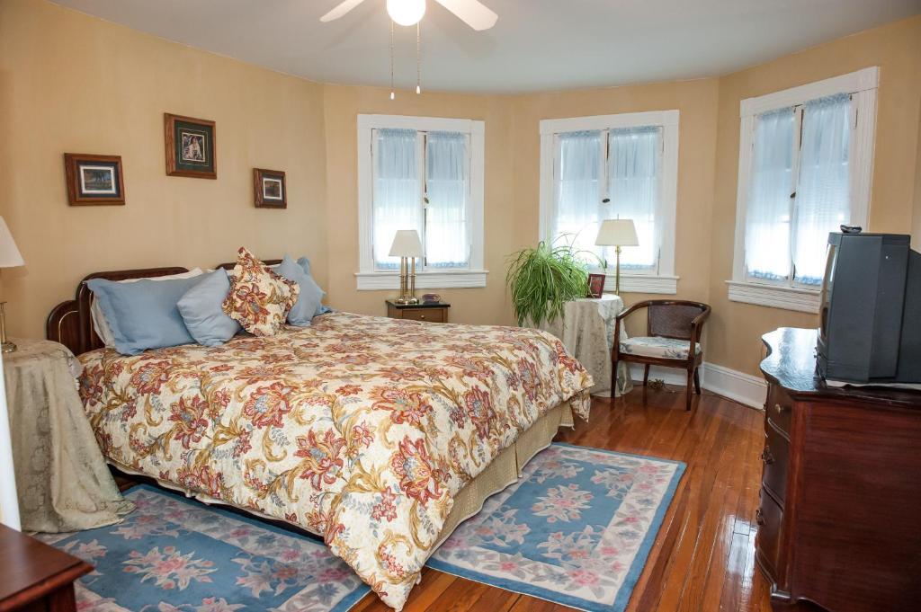 Cedars & Beeches Bed & Breakfast Long Branch Chambre photo