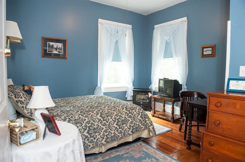 Cedars & Beeches Bed & Breakfast Long Branch Extérieur photo